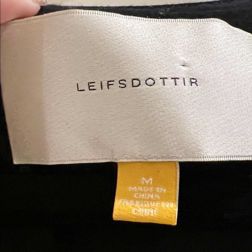 Leifsdottir Anthropologie long sleeve blouse 100% cotton size Medium - Picture 2 of 4